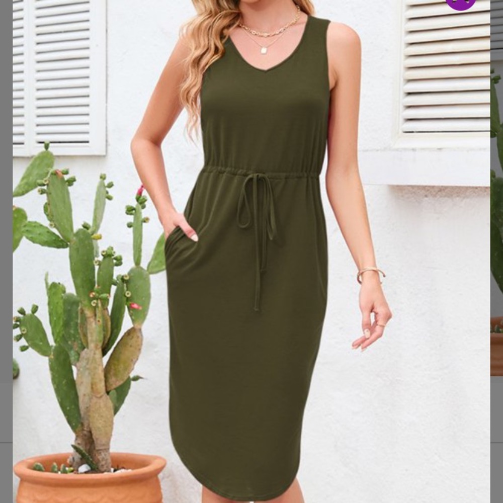 ZULILY Zowodo Green Drawstring V-neck Dress, M